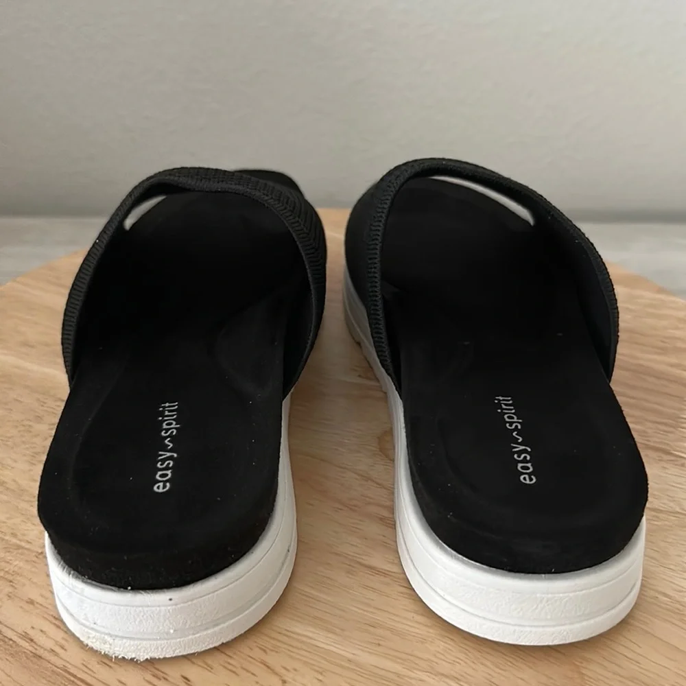Easy Spirit Siena3 Slip-On Sandal